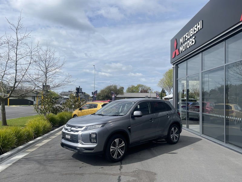 2025 Mitsubishi ASX LS - image 4