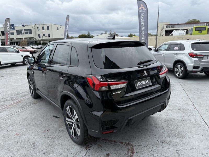 2025 Mitsubishi ASX LS 2.0P image 4