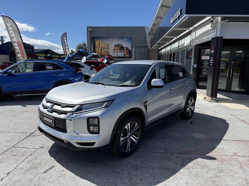2025 Mitsubishi ASX LS 2.0P image 2