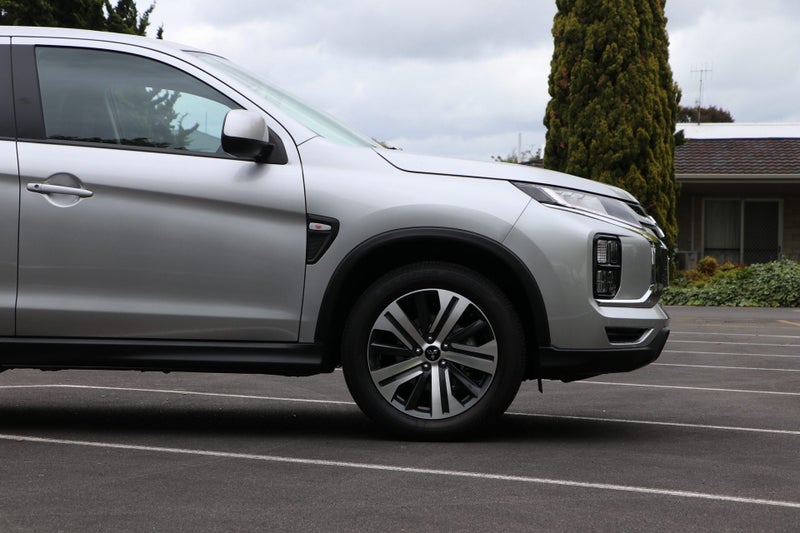 2025 Mitsubishi ASX LS 2.0P image 4