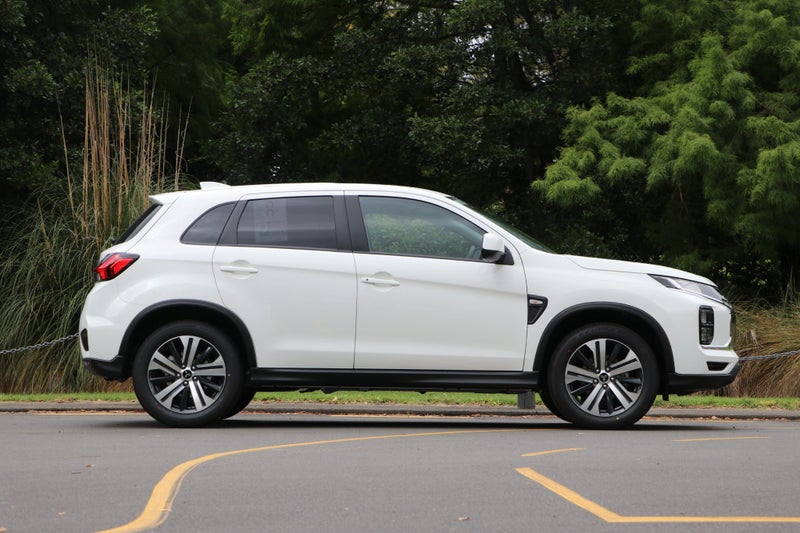 2025 Mitsubishi ASX LS 2.0P image 3