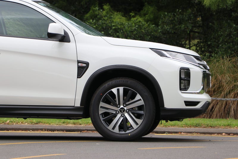 2025 Mitsubishi ASX LS 2.0P image 4