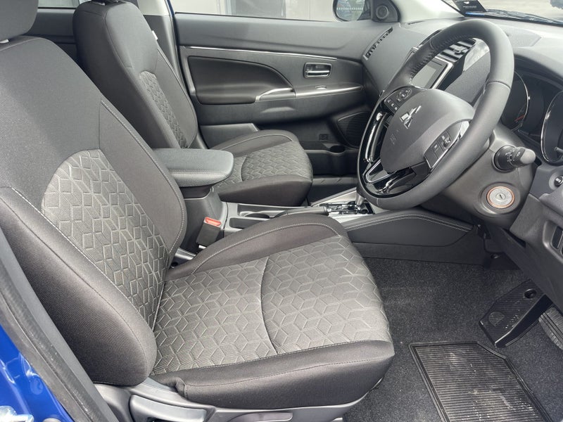 2025 Mitsubishi ASX LS - image 5