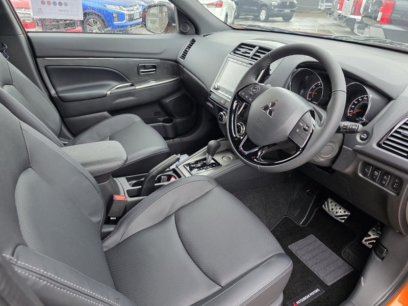 2025 Mitsubishi ASX VRX 2.0P image 3