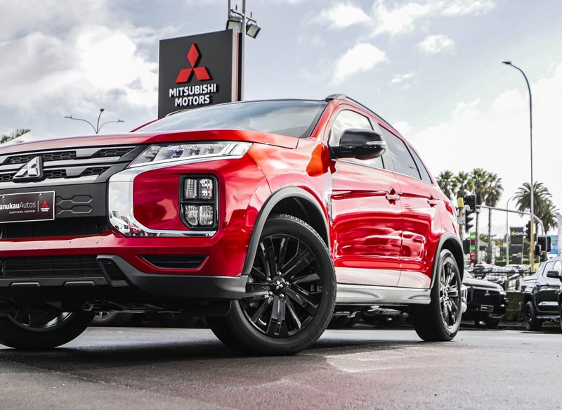 2025 Mitsubishi ASX VRX image 2