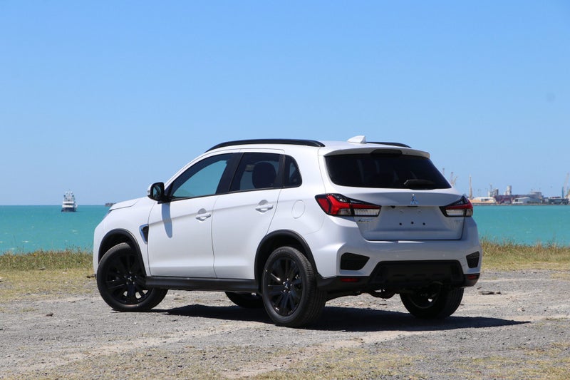 2025 Mitsubishi ASX VRX Black Edition image 2