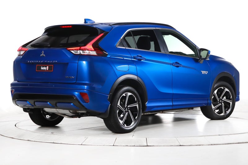 2025 Mitsubishi Eclipse Cross PHEV VRX 4WD image 2