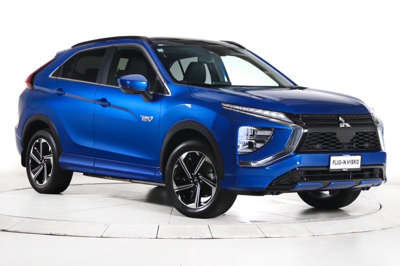 2025 Mitsubishi Eclipse Cross PHEV VRX 4WD image 4