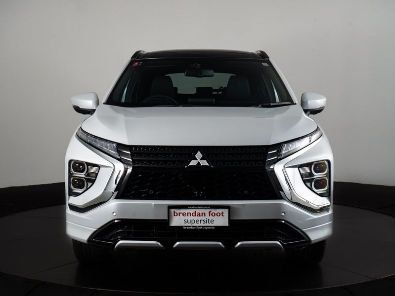 2025 Mitsubishi Eclipse Cross PHEV VRX 4WD image 5