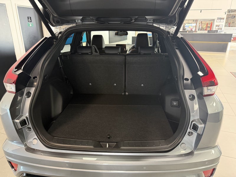 2025 Mitsubishi Eclipse Cross PHEV VRX 4WD image 5