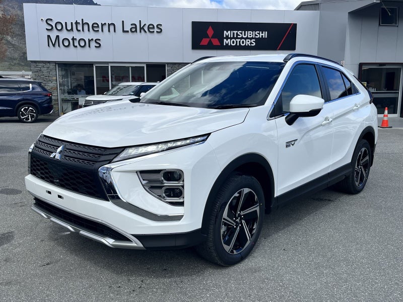 2025 Mitsubishi Eclipse Cross PHEV XLS AWD image 1