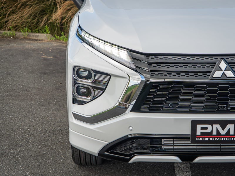 2025 Mitsubishi Eclipse Cross VRX 1.5 2WD Auto... image 3