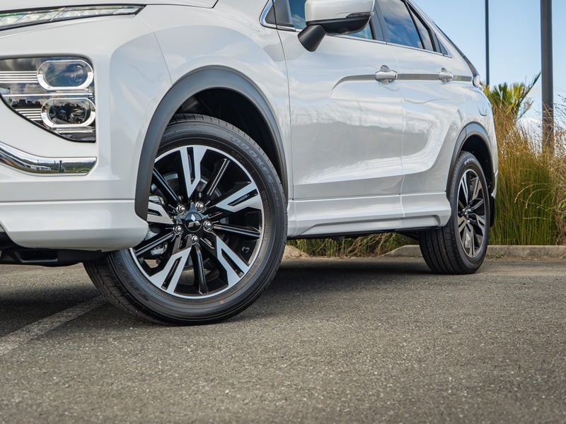 2025 Mitsubishi Eclipse Cross VRX 1.5 2WD Auto... image 5