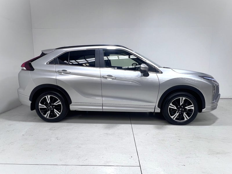 2025 Mitsubishi Eclipse Cross VRX 1.5 TURBO 8 S... image 3