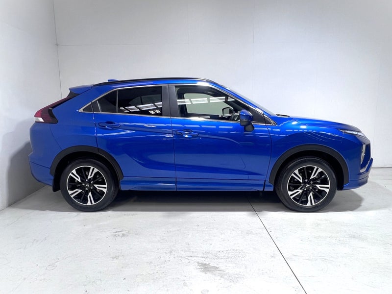 2025 Mitsubishi Eclipse Cross VRX 1.5PT / 4WD /... image 3