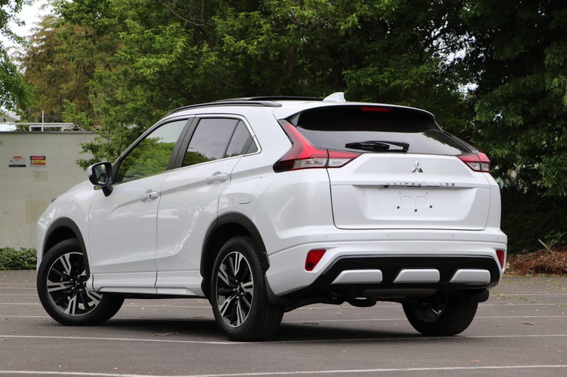 2025 Mitsubishi Eclipse Cross VRX 1.5PT/4WD/8CVT image 2