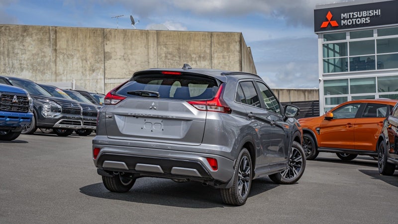 2025 Mitsubishi Eclipse Cross Vrx 1.5Pt/8Cvt image 2