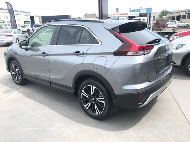 2025 Mitsubishi Eclipse Cross VRX 2WD image 4