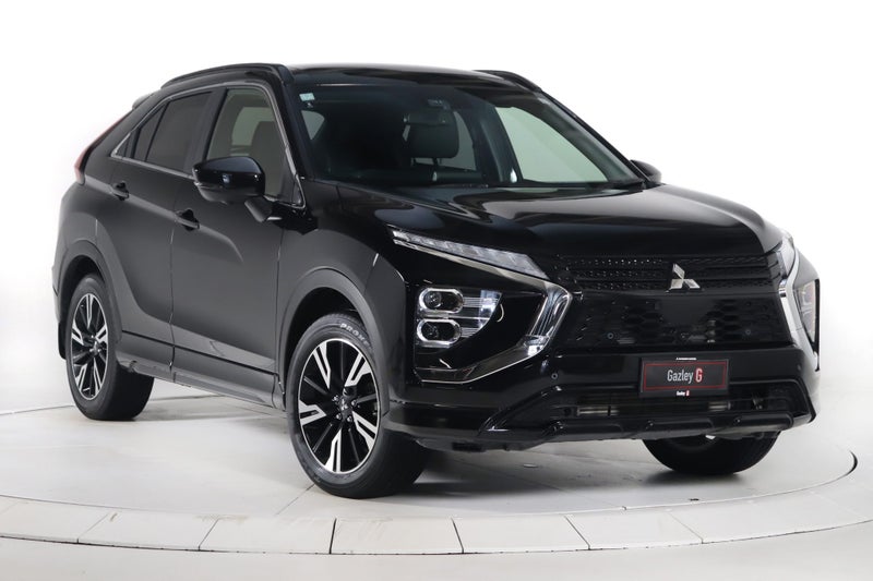 2025 Mitsubishi Eclipse Cross VRX 2WD image 2