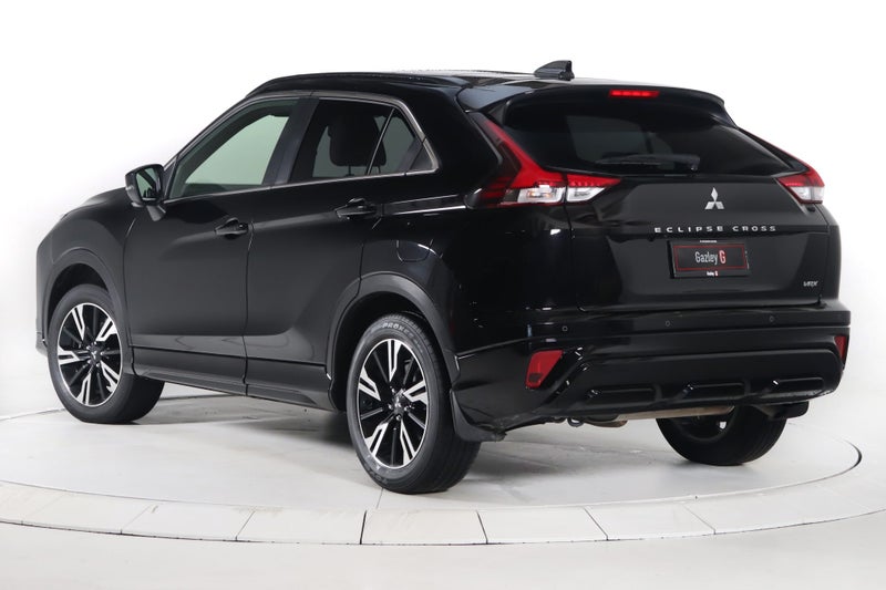 2025 Mitsubishi Eclipse Cross VRX 2WD image 3