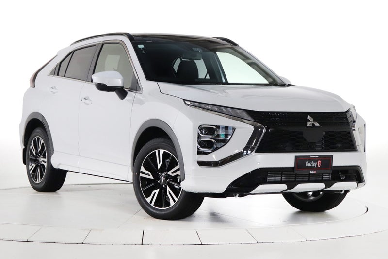 2025 Mitsubishi Eclipse Cross VRX 2WD image 3