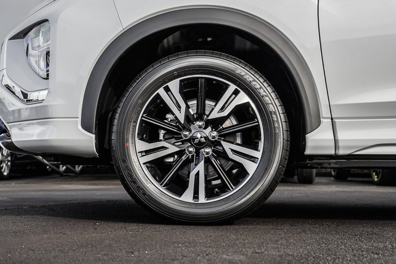 2025 Mitsubishi Eclipse Cross VRX 2WD image 4