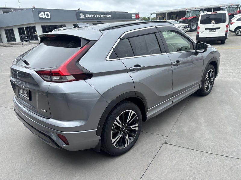 2025 Mitsubishi Eclipse Cross VRX 2WD Demo image 3