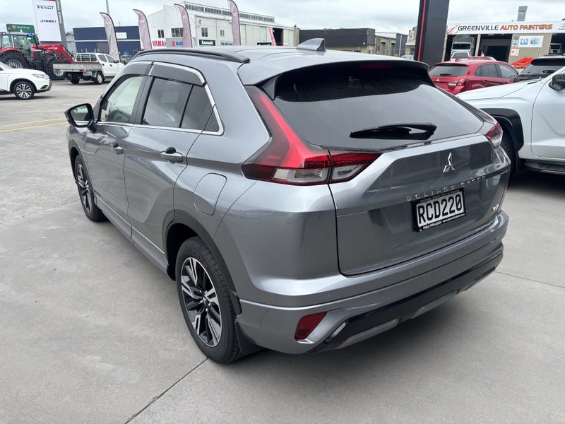 2025 Mitsubishi Eclipse Cross VRX 2WD Demo image 5