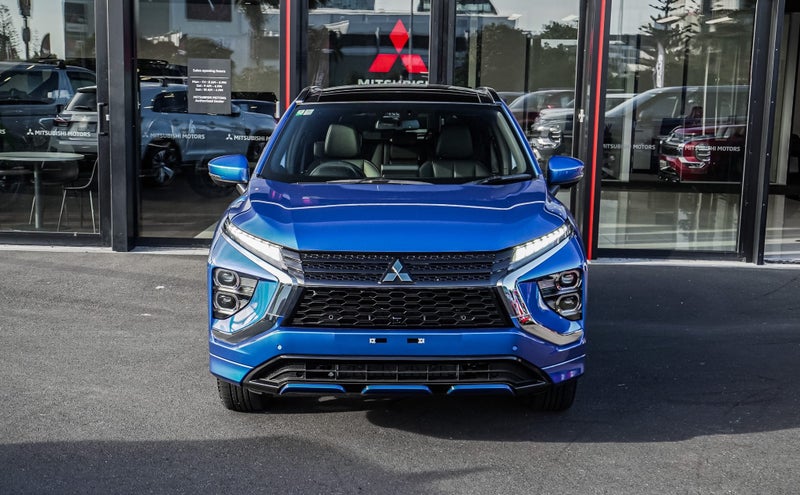 2025 Mitsubishi Eclipse Cross VRX 4WD PHEV image 5