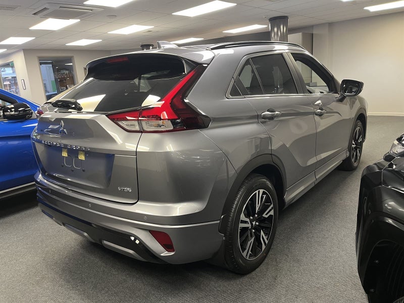 2025 Mitsubishi Eclipse Cross VRX image 5