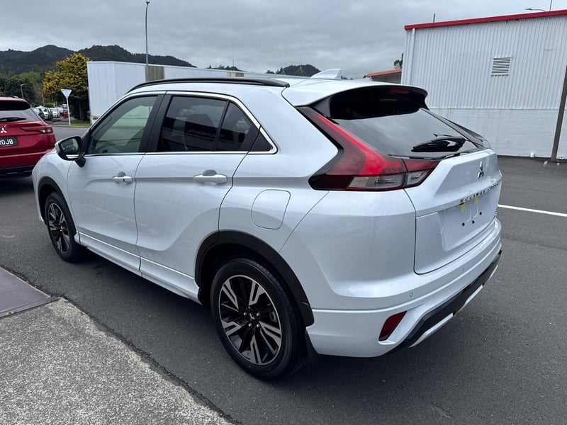 2025 Mitsubishi Eclipse Cross VRX image 5