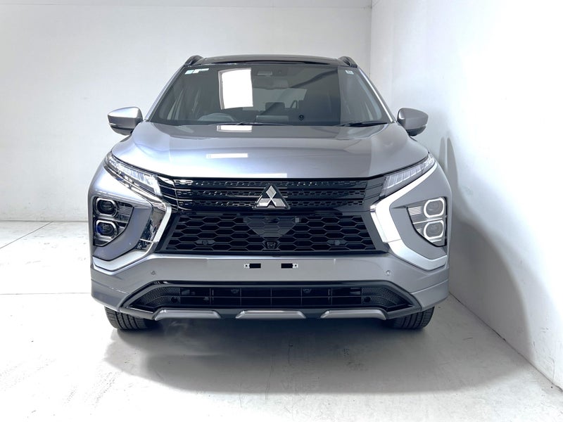 2025 Mitsubishi Eclipse Cross VRX PHEV 2.4 4WD... image 2