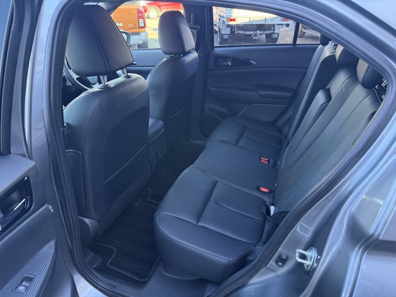 2025 Mitsubishi Eclipse Cross VRX PHEV 4WD image 5