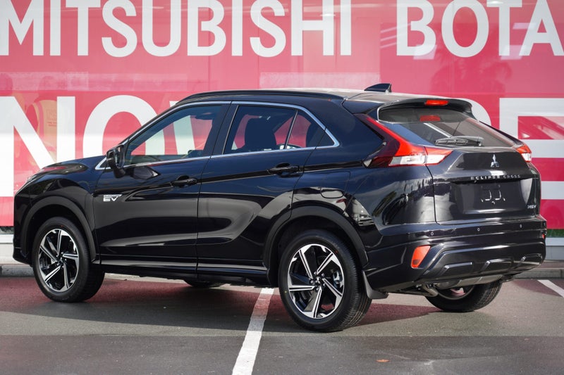 2025 Mitsubishi Eclipse Cross VRX PHEV 4WD SUV... image 2