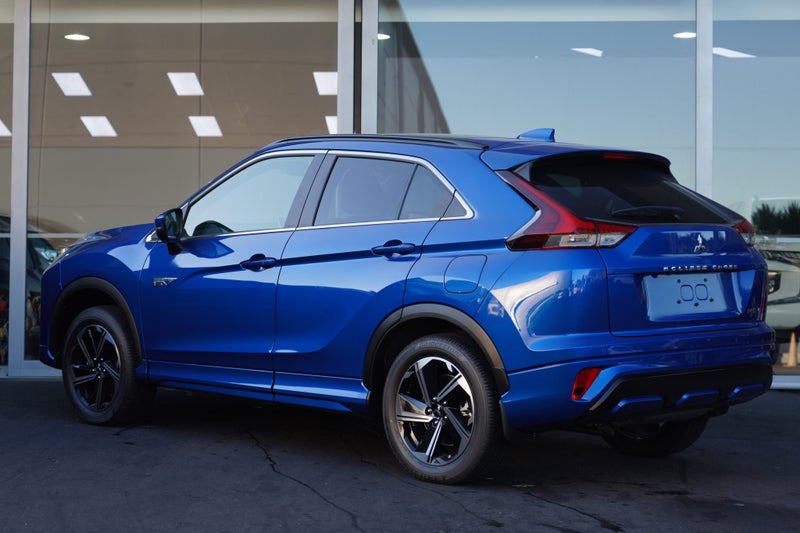 2025 Mitsubishi Eclipse Cross VRX PHEV 4WD SUV... image 2