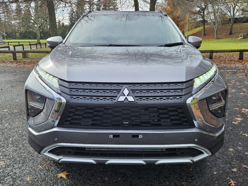 2025 Mitsubishi Eclipse Cross XLS image 2