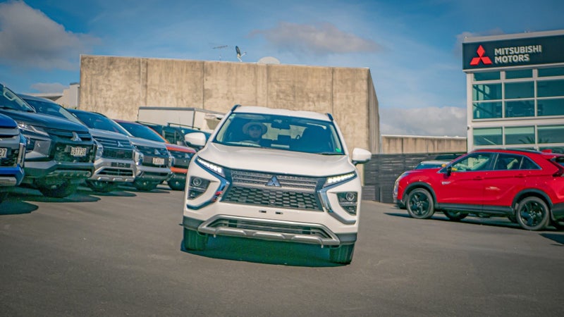 2025 Mitsubishi Eclipse Cross Xls 1.5Pt/8Cvt image 3