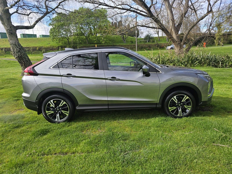 2025 Mitsubishi Eclipse Cross XLS 1.5PT/8CVT image 2