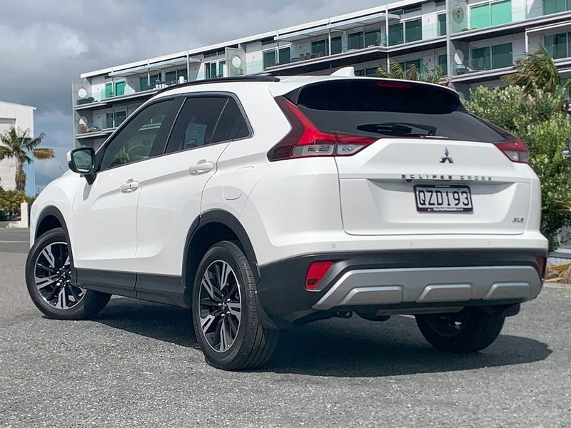 2025 Mitsubishi Eclipse Cross XLS 2WD 1.5L Petr... image 2