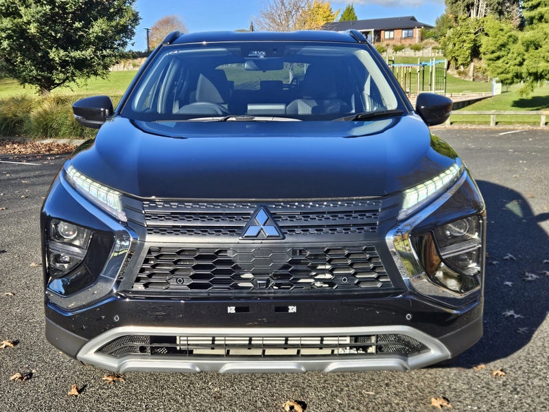 2025 Mitsubishi Eclipse Cross XLS image 2