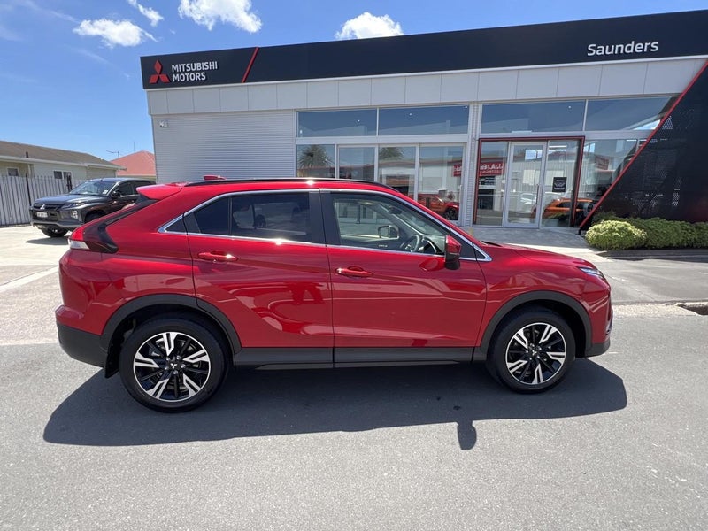 2025 Mitsubishi Eclipse Cross XLS image 3