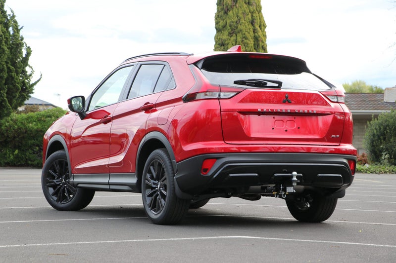 2025 Mitsubishi Eclipse Cross XLS 4WD (BLACK OUT) image 2