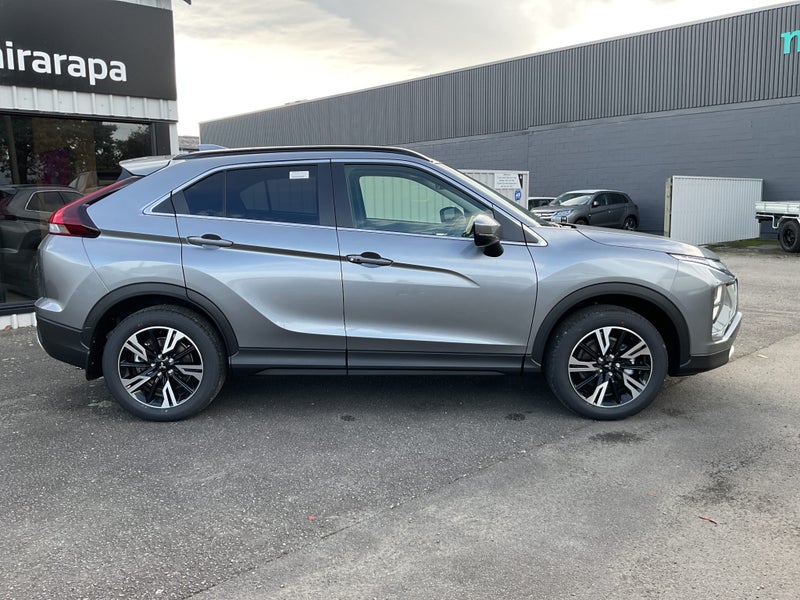 2025 Mitsubishi Eclipse Cross XLS PETROL image 2