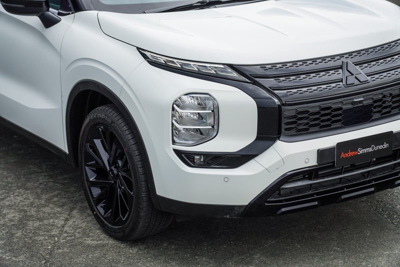 2025 Mitsubishi Outlander 2.5 XLS 2WD auto image 4