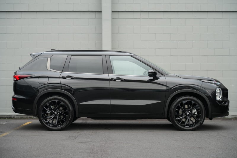 2025 Mitsubishi Outlander 2.5P EXCEED 2WD image 3