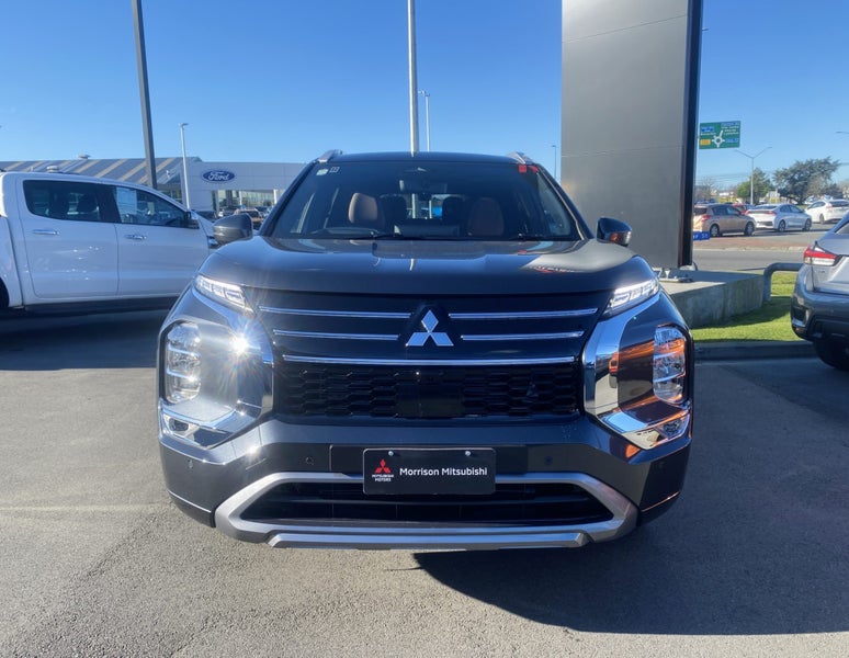 2025 Mitsubishi Outlander 2.5P EXCEED 4WD CVT image 2
