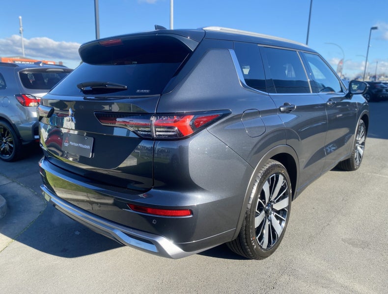 2025 Mitsubishi Outlander 2.5P EXCEED 4WD CVT image 5