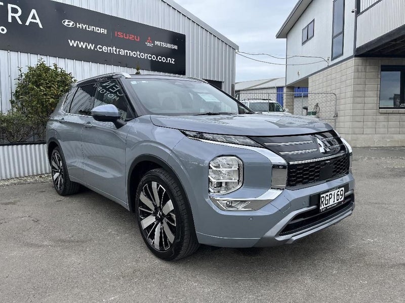 2025 Mitsubishi Outlander 2.5P EXCEED 4WD CVT image 2