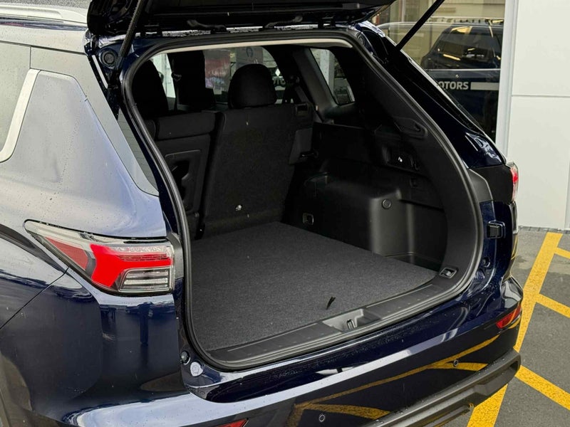 2025 Mitsubishi Outlander 2.5P LS 2WD CVT - 202... image 5