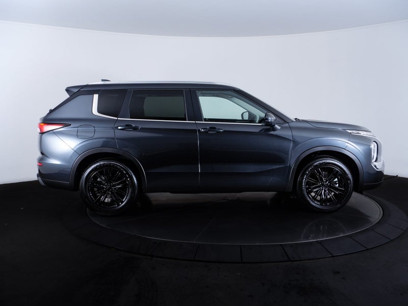 2025 Mitsubishi Outlander 2.5P LS 2WD CVT image 4